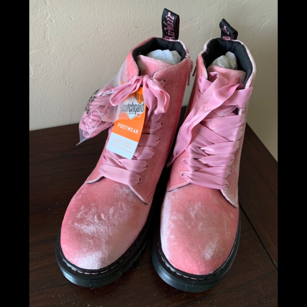 New pink velvet “Pascal” Dr. Marten boots size 7